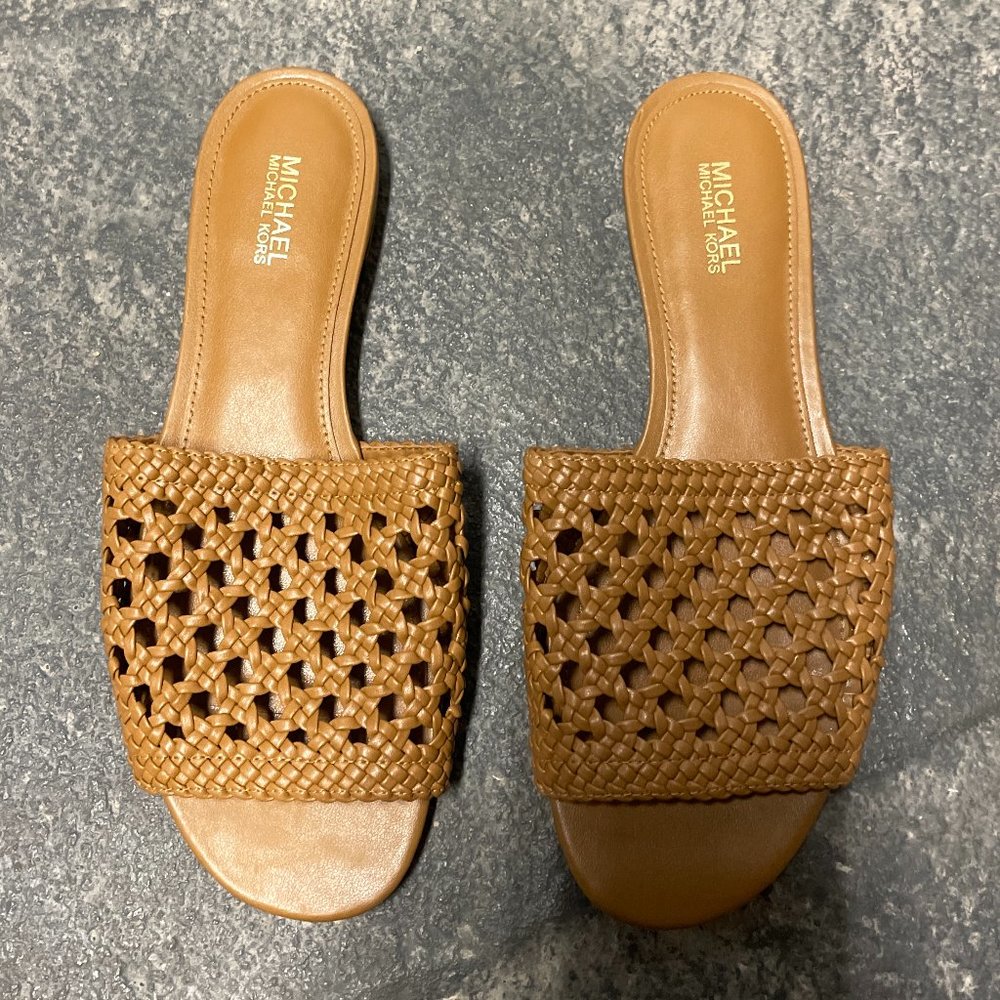 MICHAEL Michael Kors woven flat sandals, NEW size 6.5